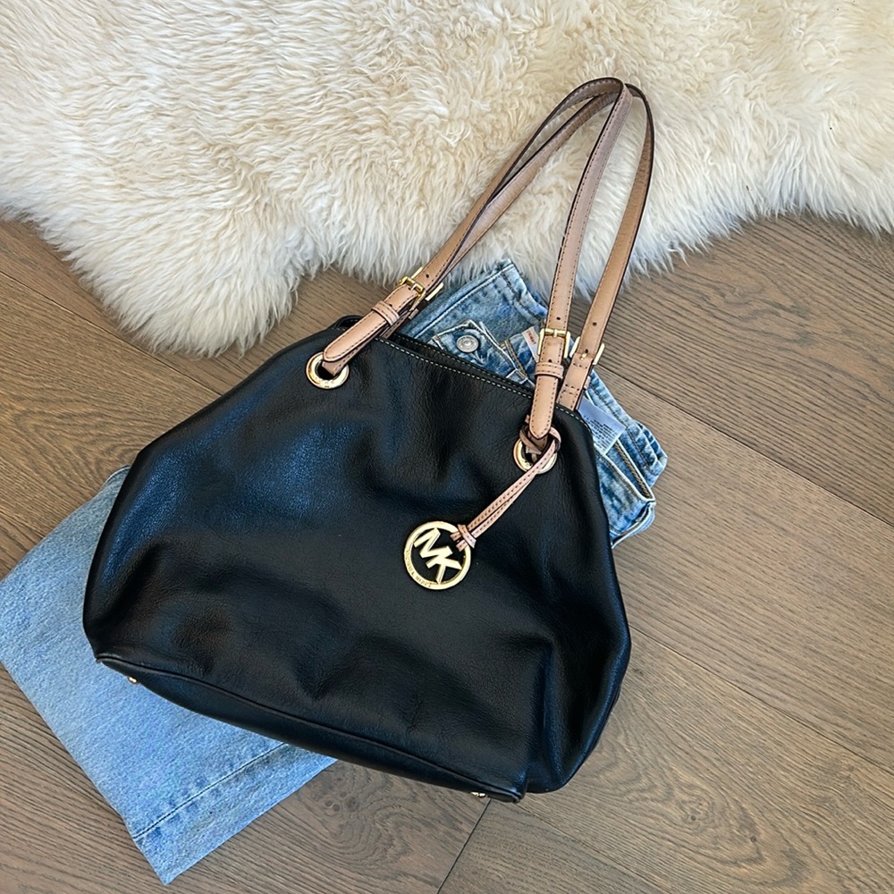 MICHAEL KORS black shoulder bag